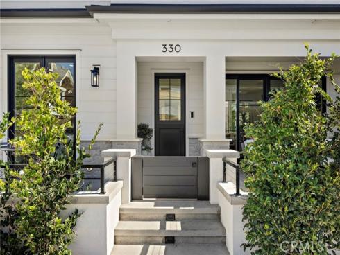 330  Onyx Avenue  , Newport Beach, CA