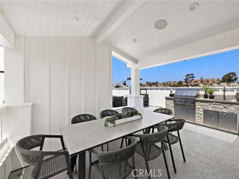 330  Onyx Avenue  , Newport Beach, CA