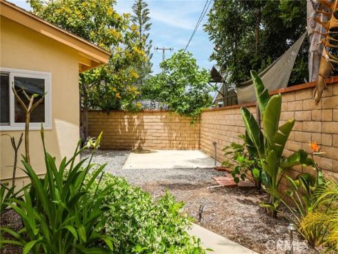 2284 Redlands , Newport Beach, CA
