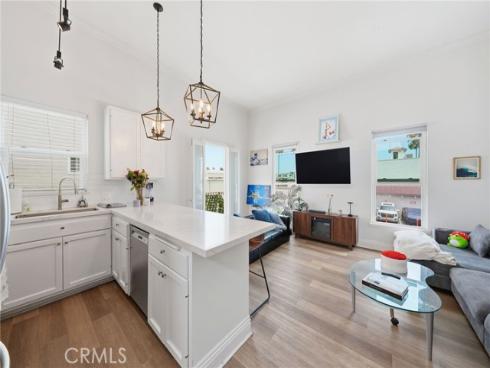 2202 W Oceanfront , Newport Beach, CA