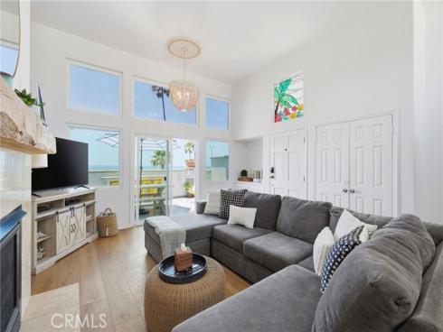 2202 W Oceanfront , Newport Beach, CA