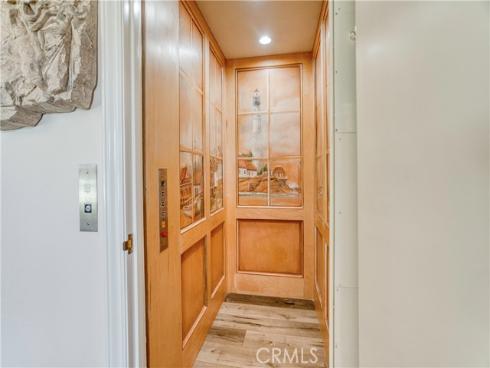 1 Royal Saint George , Newport Beach, CA