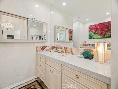 1 Royal Saint George , Newport Beach, CA