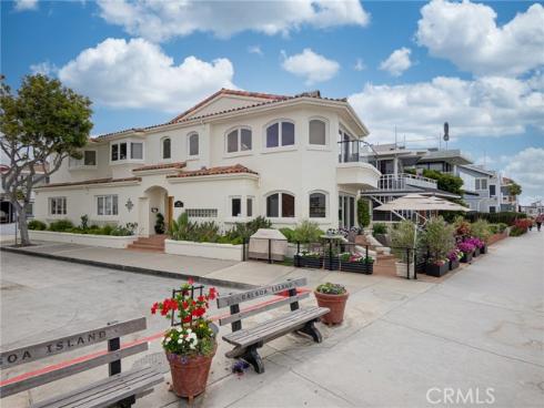 300 S. Bay Front