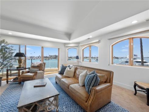 300 S Bay Front , Newport Beach, CA
