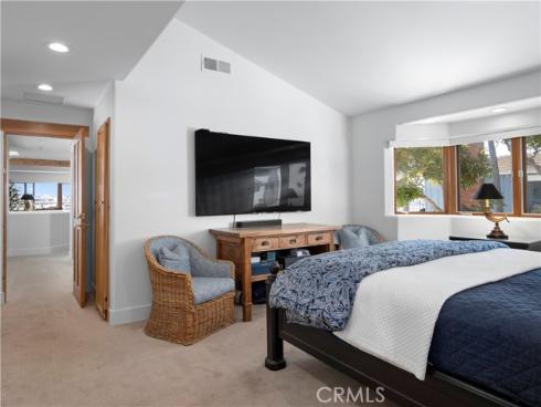 300 S Bay Front , Newport Beach, CA