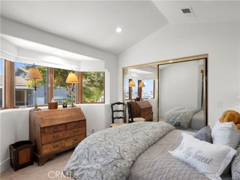300 S Bay Front , Newport Beach, CA