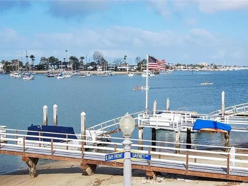 300 S Bay Front , Newport Beach, CA