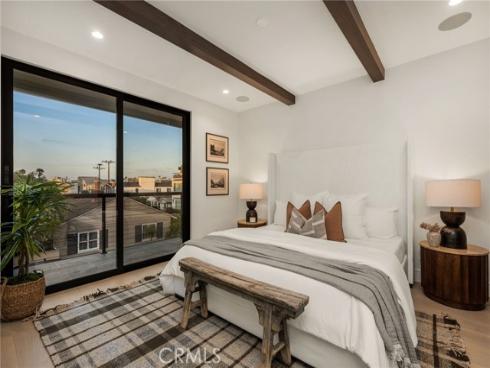 3601 Lake Avenue , Newport Beach, CA
