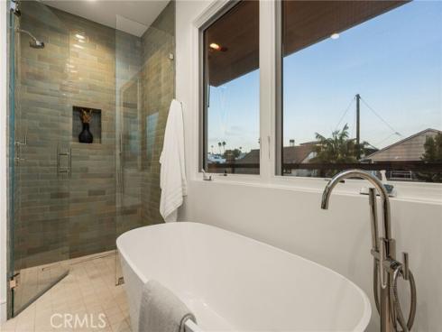 3601 Lake Avenue , Newport Beach, CA