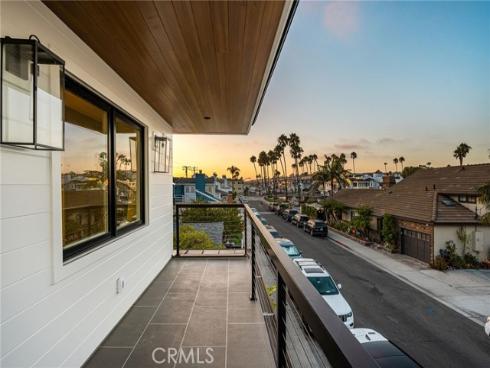 3601 Lake Avenue , Newport Beach, CA