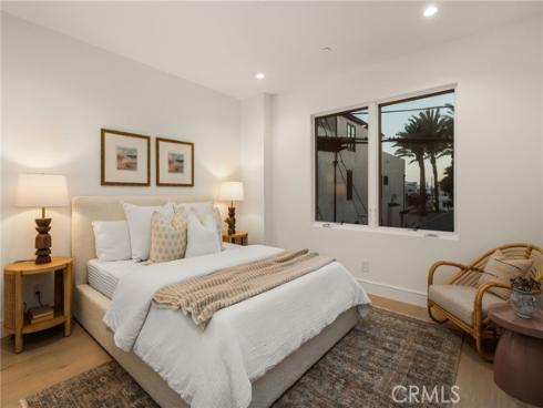 3601 Lake Avenue , Newport Beach, CA