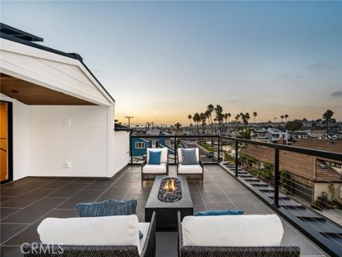 3601 Lake Avenue , Newport Beach, CA
