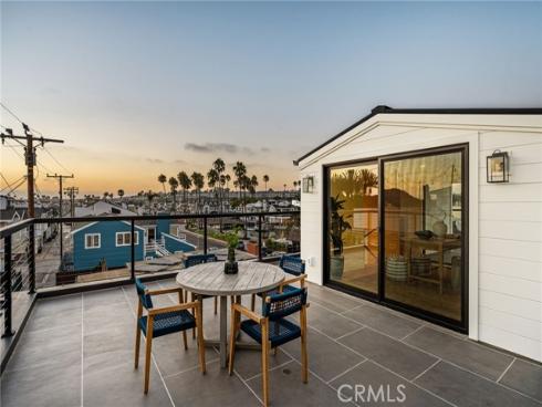 3601 Lake Avenue , Newport Beach, CA