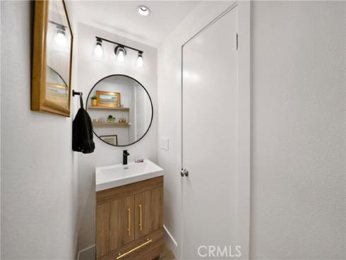 811 W 15th  2B , Newport Beach, CA