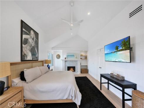 811 W 15th  2B , Newport Beach, CA