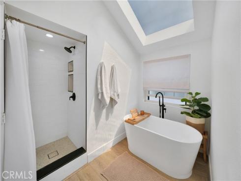 811 W 15th  2B , Newport Beach, CA