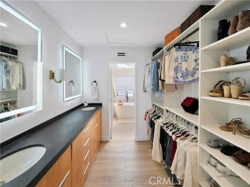 811 W 15th  2B , Newport Beach, CA