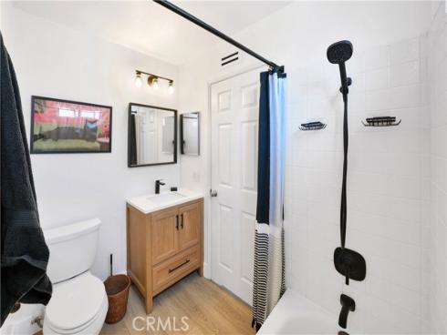 811 W 15th  2B , Newport Beach, CA