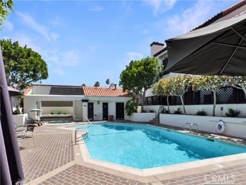 811 W 15th  2B , Newport Beach, CA