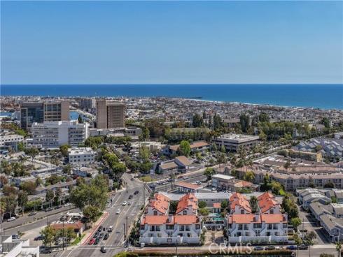 811 W 15th  2B , Newport Beach, CA