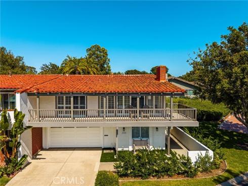2108 Vista Entrada , Newport Beach, CA