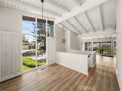 2108 Vista Entrada , Newport Beach, CA