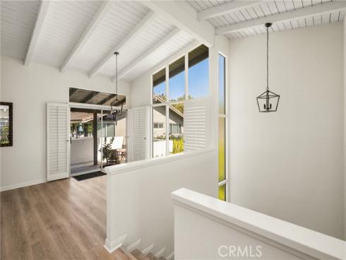 2108 Vista Entrada , Newport Beach, CA