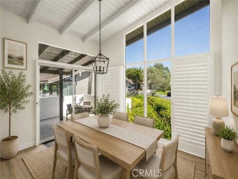 2108 Vista Entrada , Newport Beach, CA