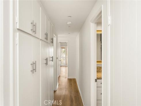2108 Vista Entrada , Newport Beach, CA