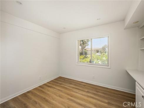 2108 Vista Entrada , Newport Beach, CA