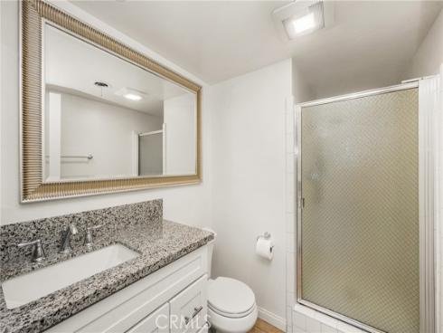 2108 Vista Entrada , Newport Beach, CA