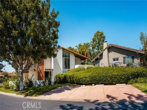 2108 Vista Entrada , Newport Beach, CA