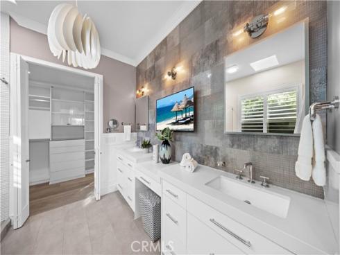 58 Victoria , Newport Beach, CA