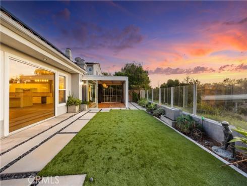 58 Victoria , Newport Beach, CA