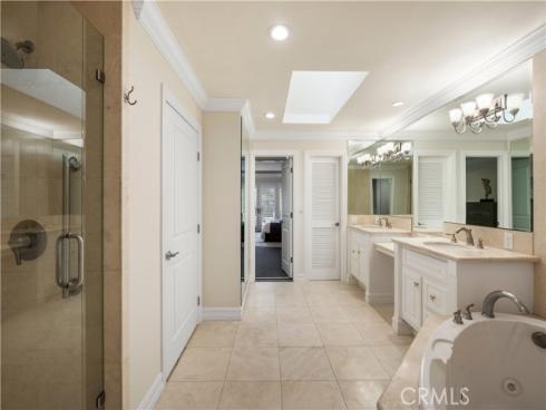 18 Rue Grand Vallee , Newport Beach, CA