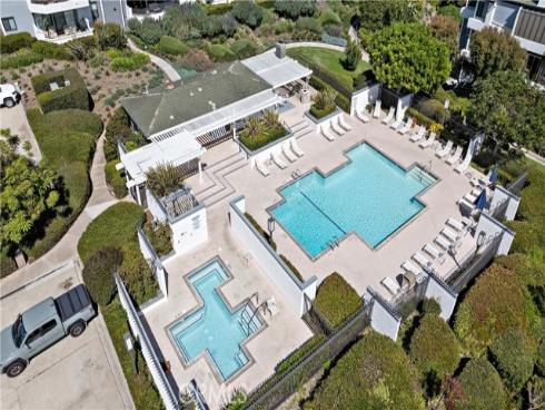 950 Cagney 201 Lane, Newport Beach, CA