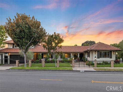1511 Santiago Drive