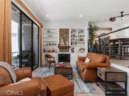 12 Aries Court, Newport Beach, CA