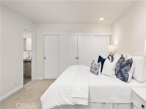 110 Hartford 64 Drive, Newport Beach, CA