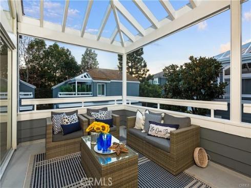 110 Hartford 64 Drive, Newport Beach, CA