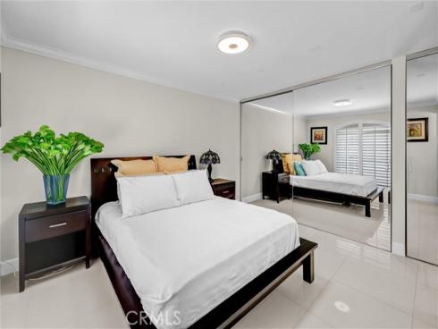 500 Cagney 217 , Newport Beach, CA