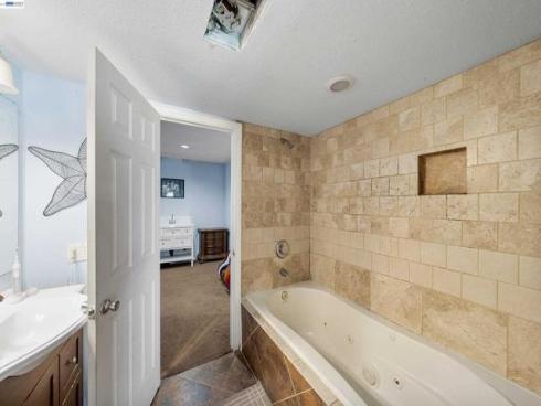 1622 Pegasus St , Newport Beach, CA