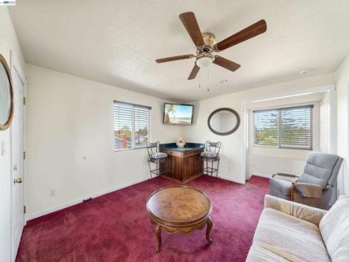 1622 Pegasus St , Newport Beach, CA