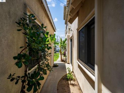 1622 Pegasus St , Newport Beach, CA