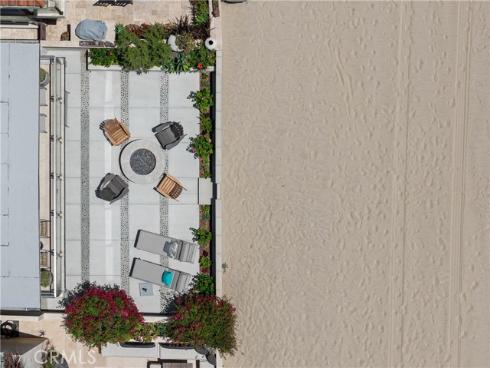 6704 W Oceanfront , Newport Beach, CA