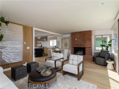 6704 W Oceanfront , Newport Beach, CA