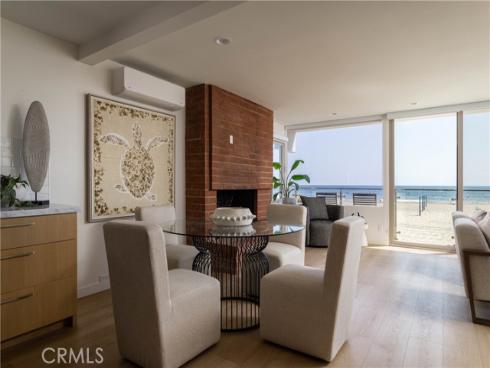 6704 W Oceanfront , Newport Beach, CA