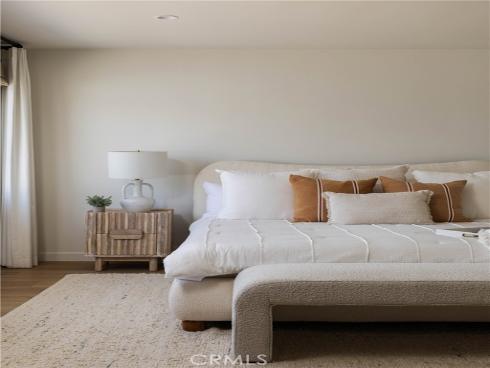 6704 W Oceanfront , Newport Beach, CA