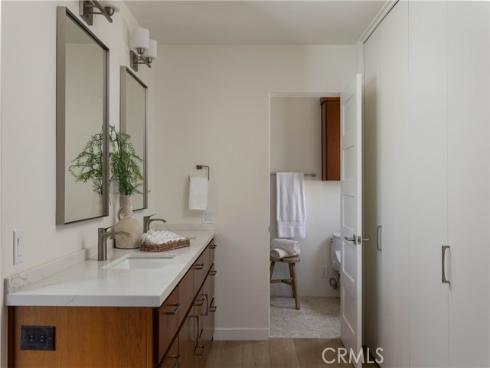 6704 W Oceanfront , Newport Beach, CA